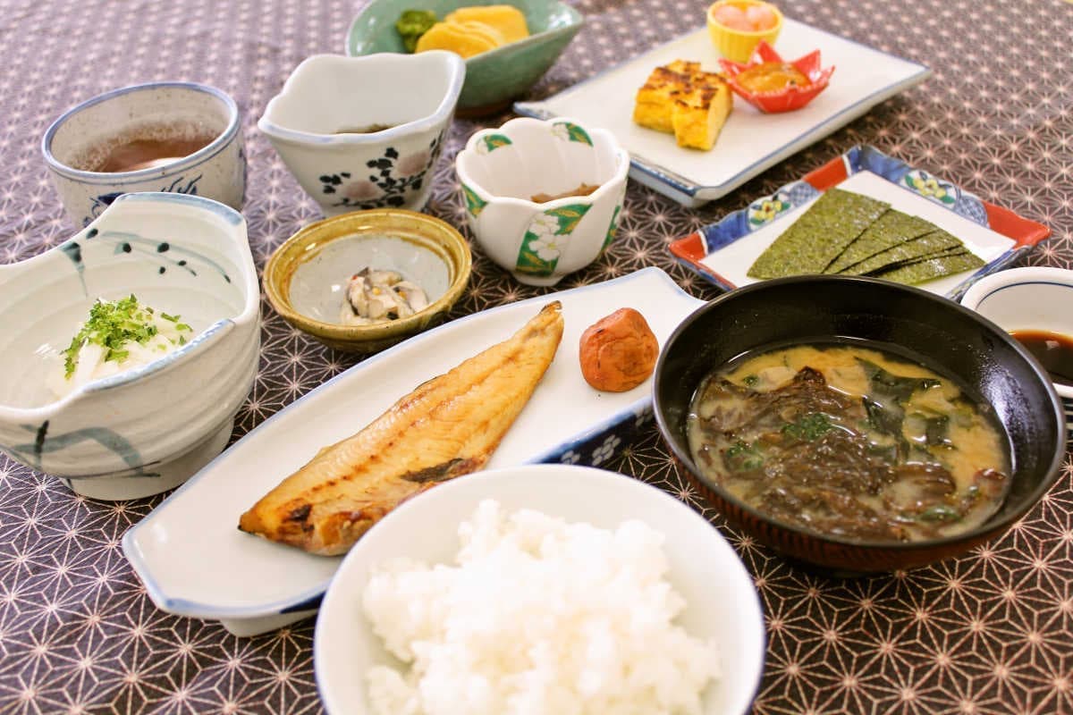 鱗晃荘のご朝食