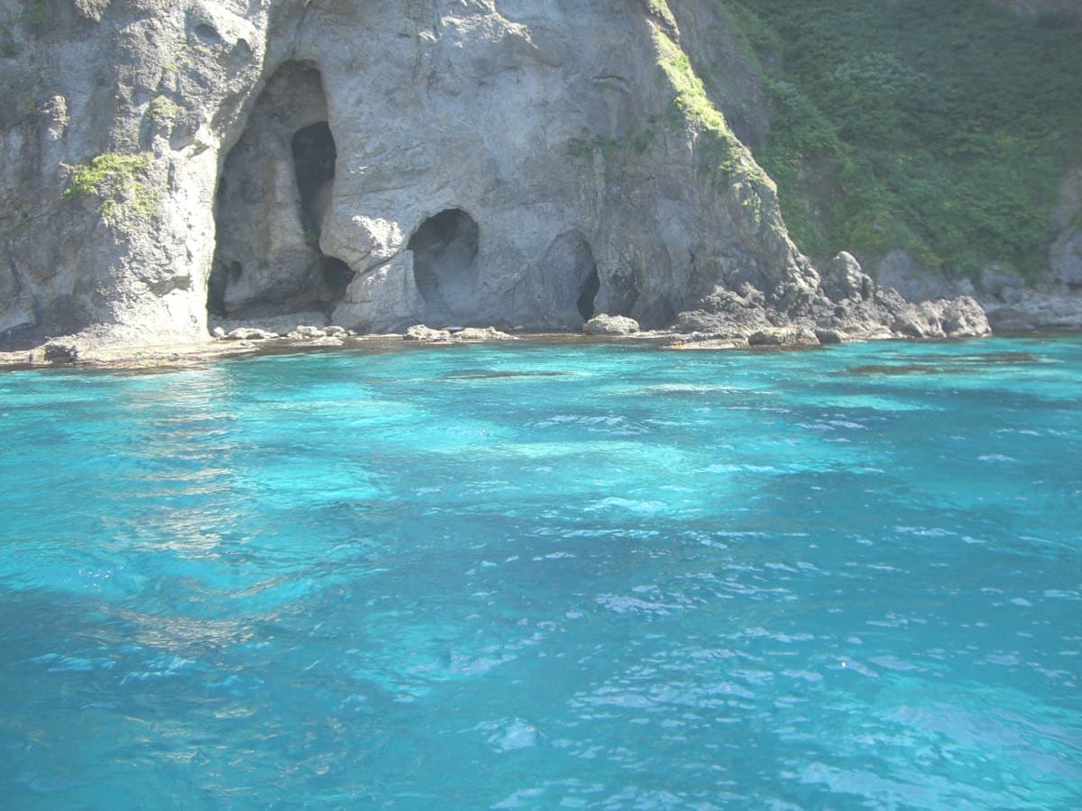 積丹ブルーの海