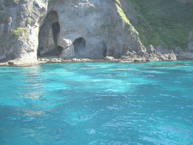 積丹ブルーの海