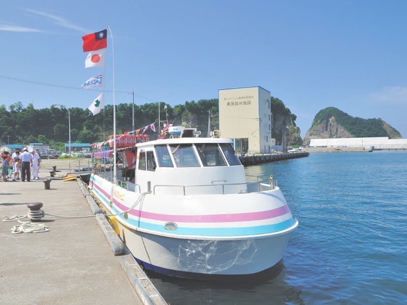 停船中のニューしゃこたん号