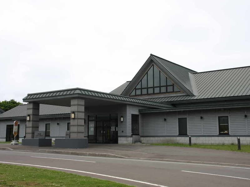 岬の湯しゃこたん外観